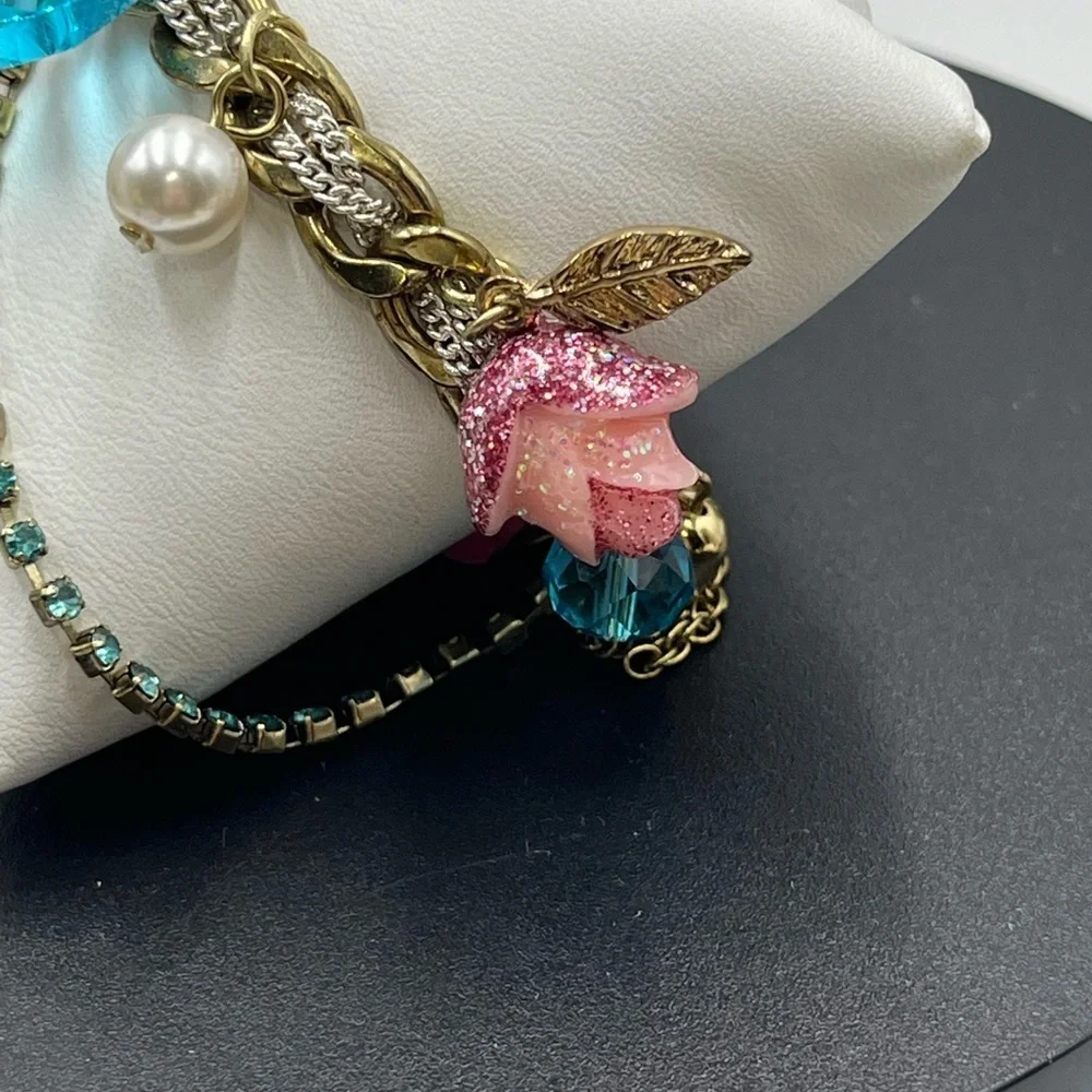 Betsey Johnson 